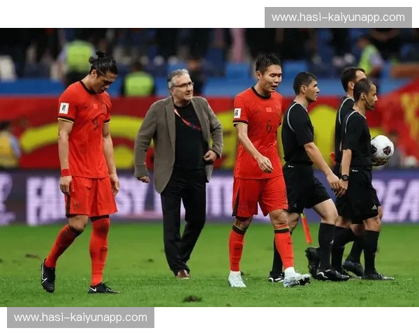 巅峰对决!国足生死战泰国:这不仅是一场比赛,更是十四亿人的心跳直播 巅峰对决!国足生死战泰国:这不仅是一场比赛,更是十四亿人的心跳直播